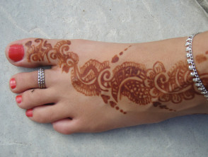 Red henna temporary tattoo