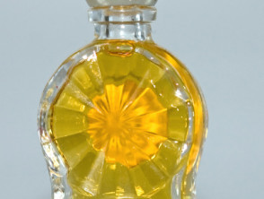 Glass perfume bottle